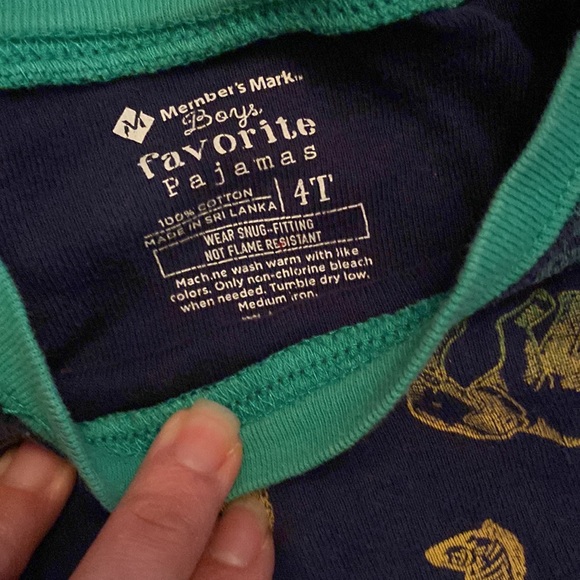 Pajama bundle - Picture 6 of 8